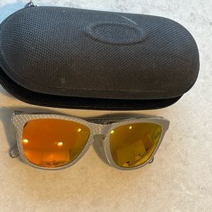 Oakley frogskin sunglasses